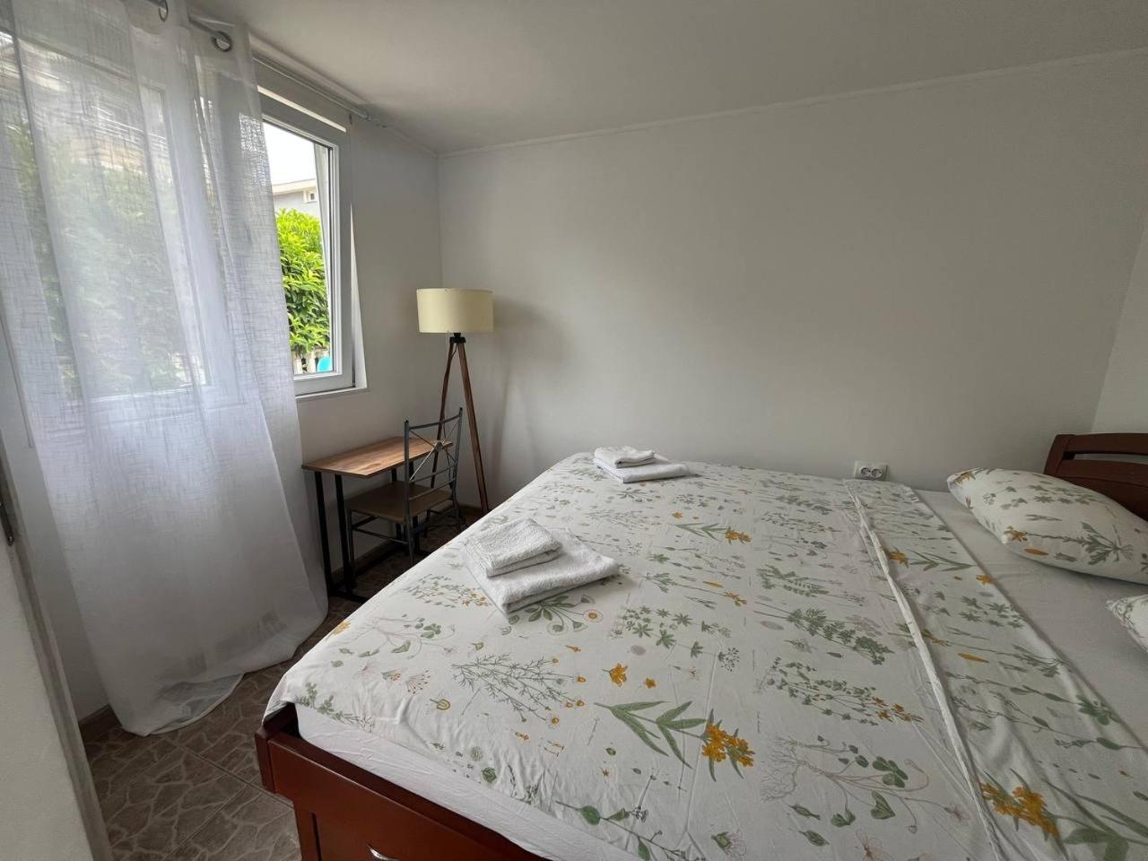 Apartments Apple Cat Montenegro Ko Bijela Exterior photo